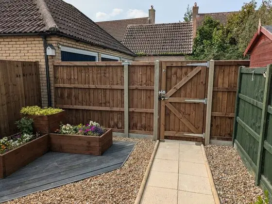 Gates installed in Cambridgeshire